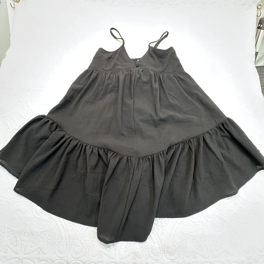 Urban Outfitters Black Textured Tiered Babydoll Mini Dress XS‎ Adjustable Straps